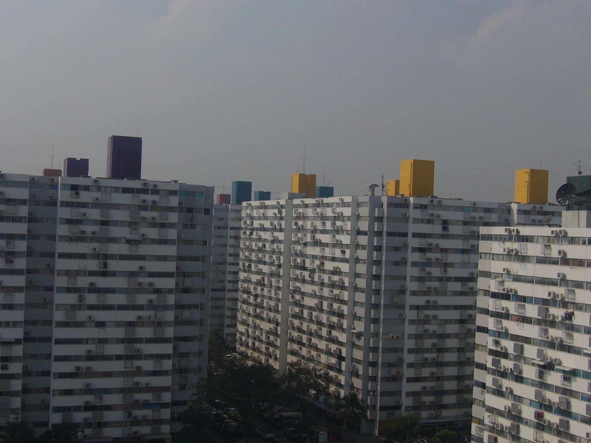 Impact Muang Thong Thani Service Condominium Bangkok Luaran gambar